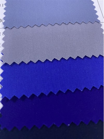 SC-CM  T65/C35 32*32 / 130*70 150±5 細斜紋   RPET 環保紗 再回收紗  再生聚酯  回收滌綸   低碳性 細節-3